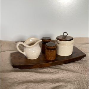 Sugar & creamer set with wood tray